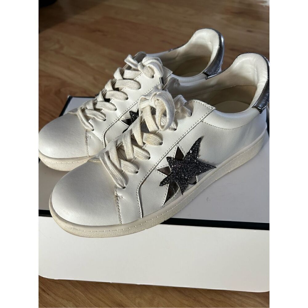 White House Black Market Kicks Star Sneakers size 7